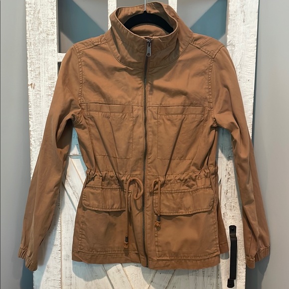 Old Navy Jackets & Blazers - NWOT Women’s Old Navy Tan Utility Jacket